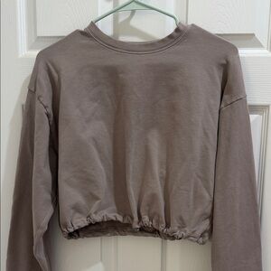 Aritzia Babaton Taupe Crop Top
